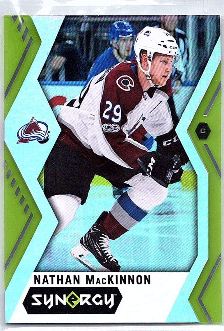2017-18 Upper Deck Synergy - Green Nathan MacKinnon #18 front