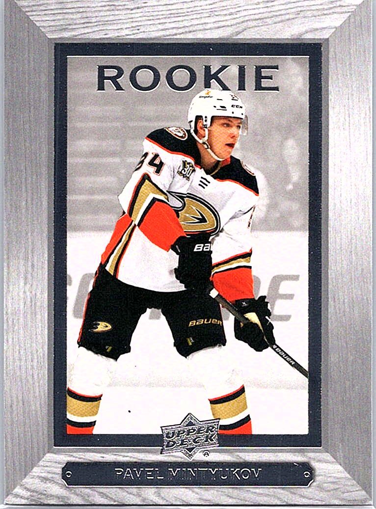 2023-24 Upper Deck - 2003-04 Bee Hive Pavel Mintyukov #BH-47 front