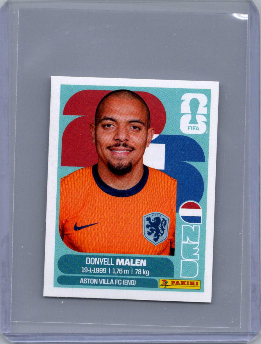 2026 Panini FIFA World Cup Stickers International Edition ("Printed in Italy" Back) Donyell Malen #NED18 front
