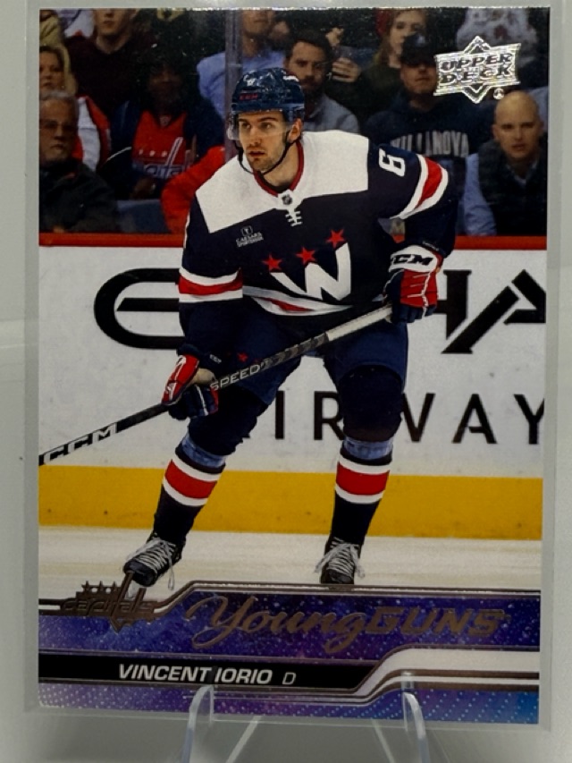 2023-24 Upper Deck Vincent Iorio #224 RC front