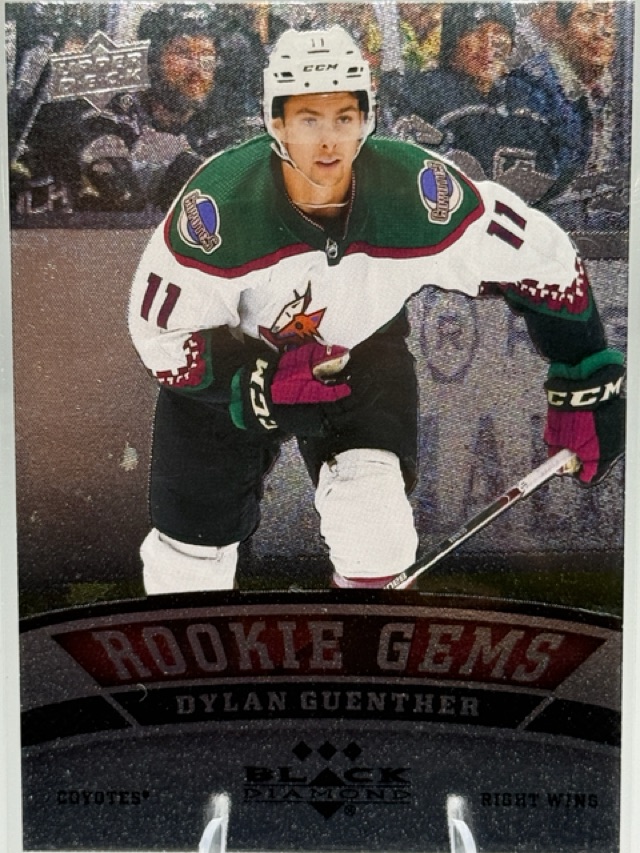 2022-23 Upper Deck - 2006-07 Black Diamond Retro Dylan Guenther #BD-37 front
