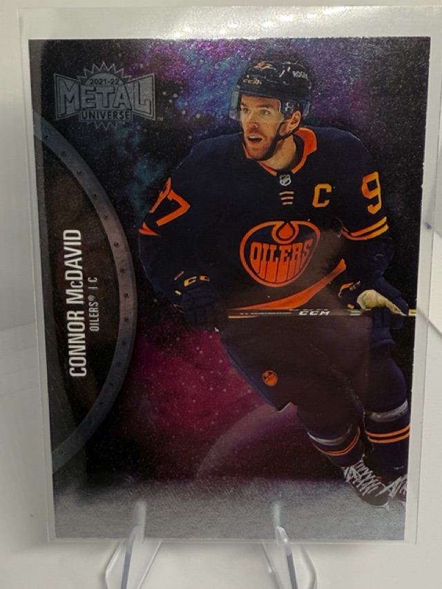 2021-22 SkyBox Metal Universe - Spectrum Connor McDavid #1 front