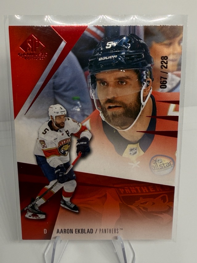 2023-24 SP Game Used - Red Aaron Ekblad #32 SN228 front