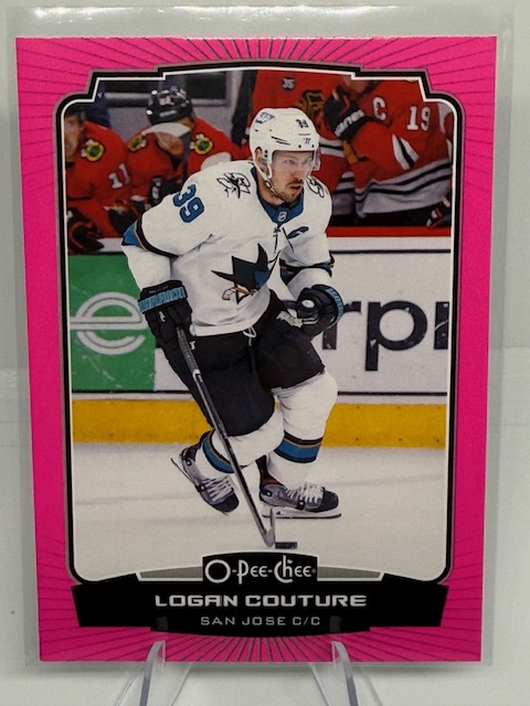 2022-23 O-Pee-Chee - Neon-Pink-Border Logan Couture #42 SN75 front