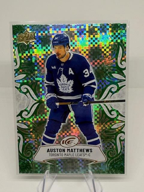 2024-25 Upper Deck Ice - Emerald Green Auston Matthews #51 front