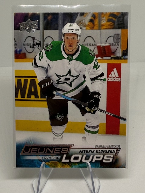 2022-23 Upper Deck - French (Variante Française) Fredrik Olofsson #710 RC front