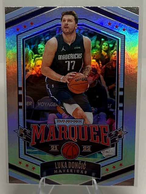 2021-22 Panini Chronicles Luka Doncic #356 front