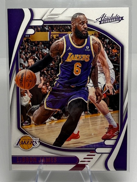 2021-22 Panini Chronicles - Pink LeBron James #217 front
