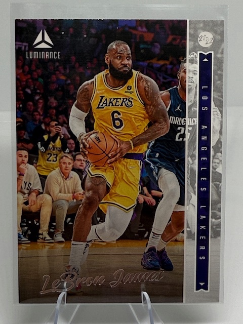2021-22 Panini Chronicles LeBron James #259 front