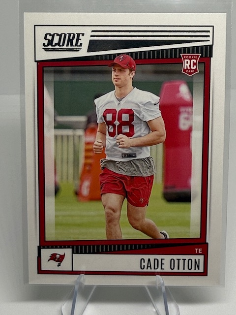 2022 Score Cade Otton #371 RC front