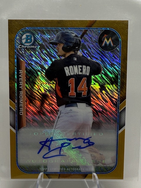 2015 Bowman - The Farm's Finest Minis Autographs Gold Shimmer Avery Romero #FFM-ARO AU, SN50 front