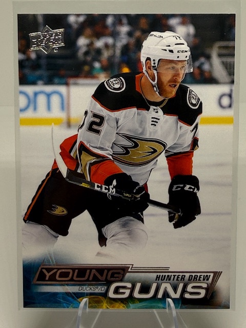 2022-23 Upper Deck Hunter Drew #476 RC front
