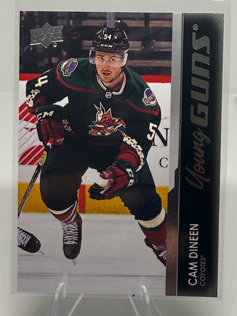 2021-22 Upper Deck Cam Dineen #732 RC front