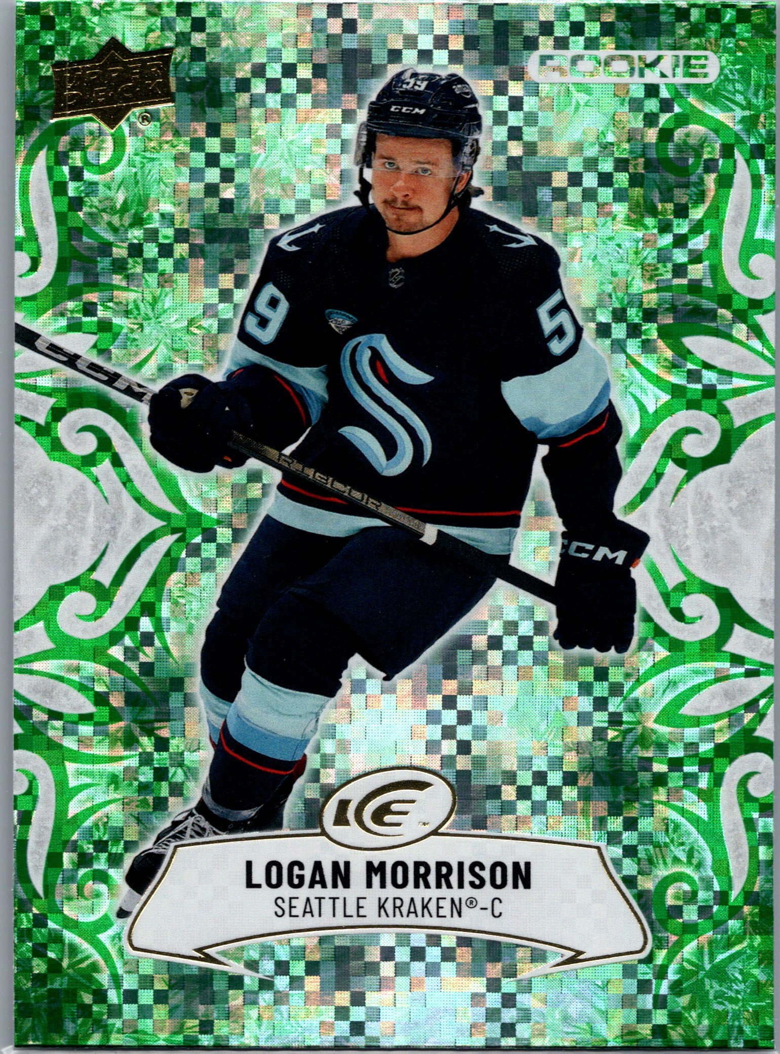 2024-25 Upper Deck Ice - Emerald Green Logan Morrison #120 front