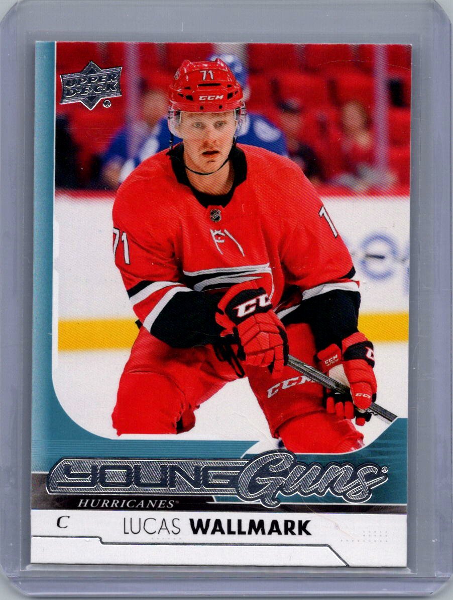 2017-18 Upper Deck Lucas Wallmark #207 RC front